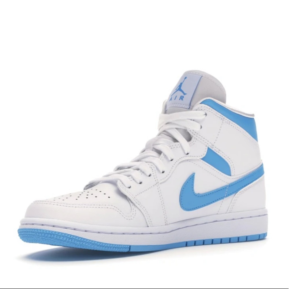 NIKE Jordan 1 Mid UNC